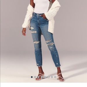 Abercrombie mom jean 29 curvy high